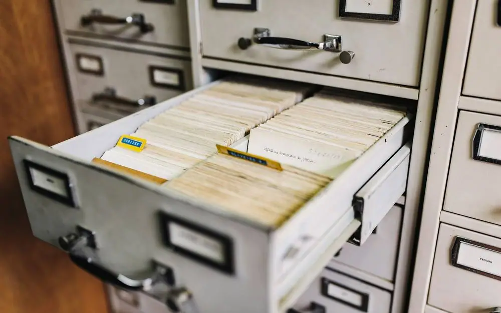 Photograph accompanying the note on asset searches