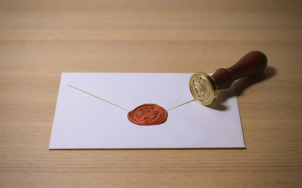 Photograph accompanying the note on consent decrees