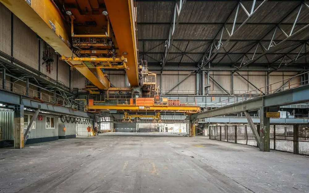 Photograph accompanying the note on sale of assets in liquidation